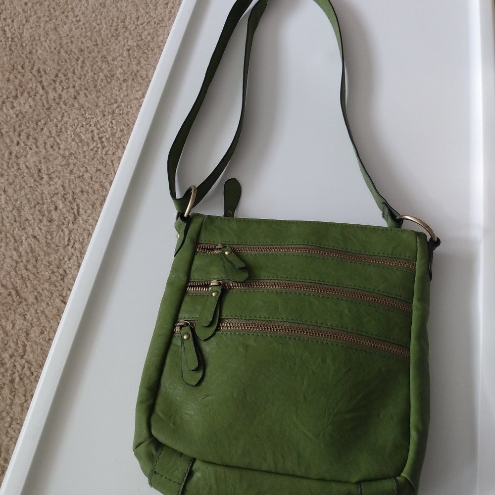 Bueno Crossbody bags